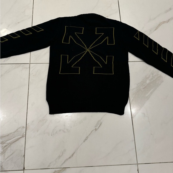 Off-white knit black sweater size small perfect condition